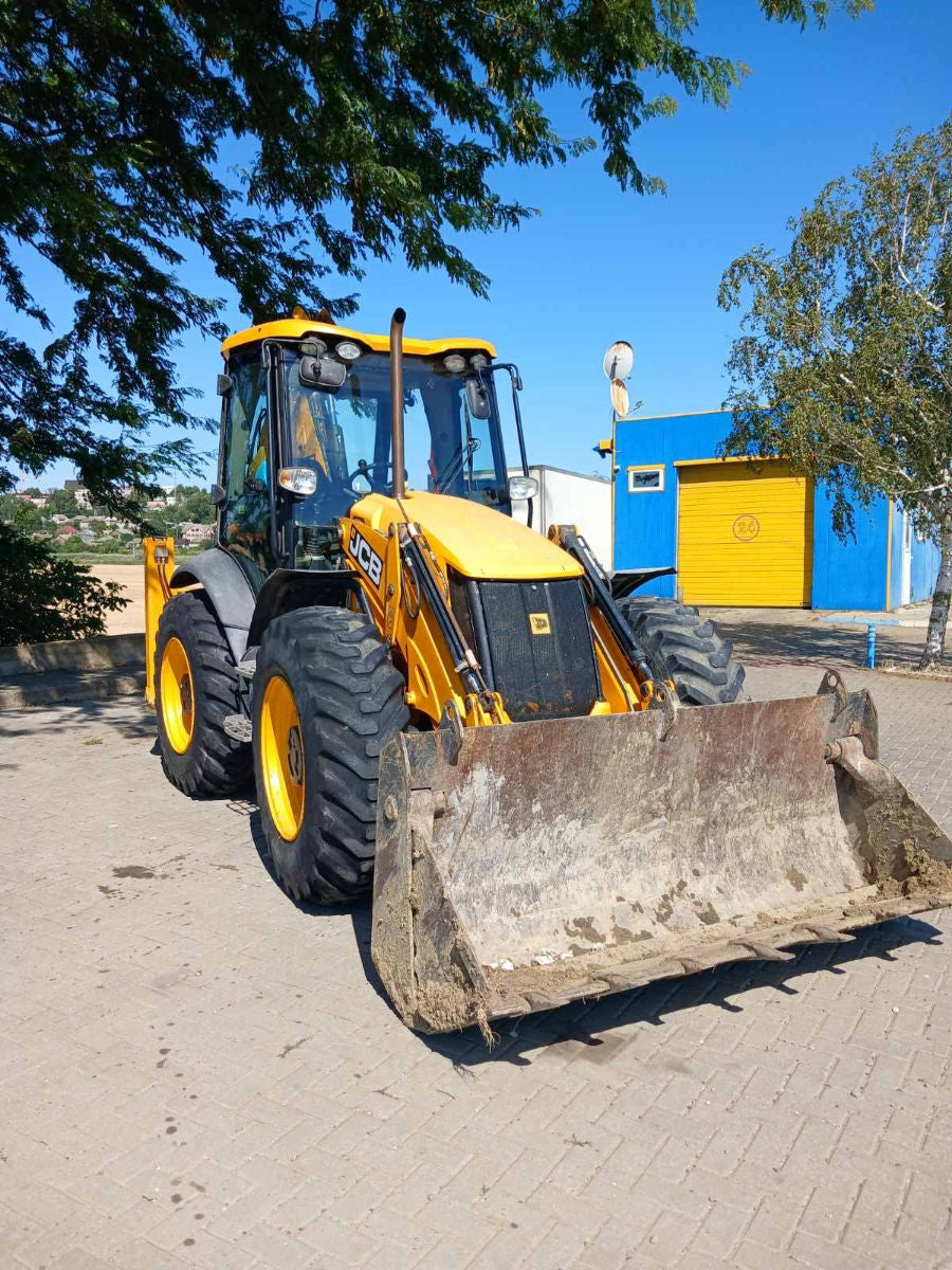 INCARCATOR EXCAVATOR JCB 4CX -2003