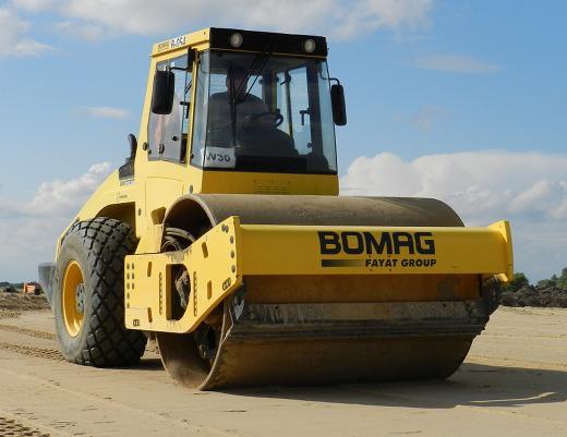 CILINDRU COMPACTOR BOMAG -2008